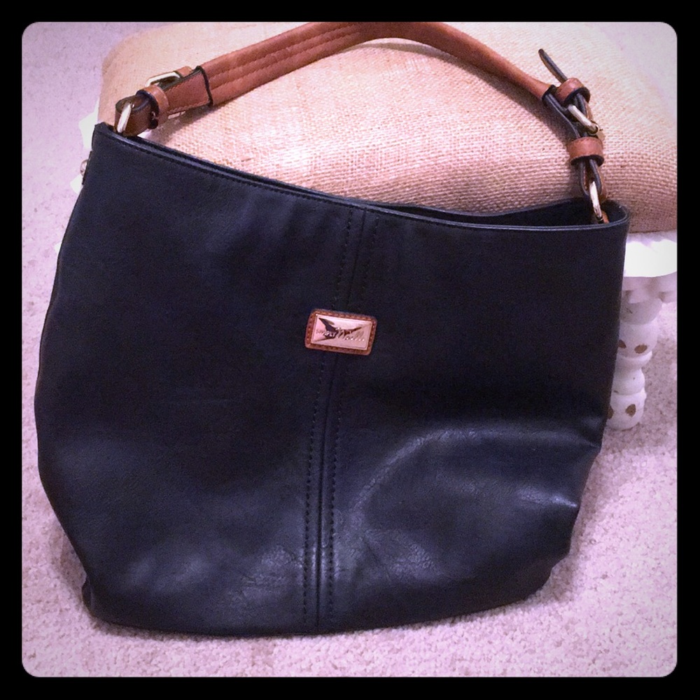 Simply Noelle Navy Hobo